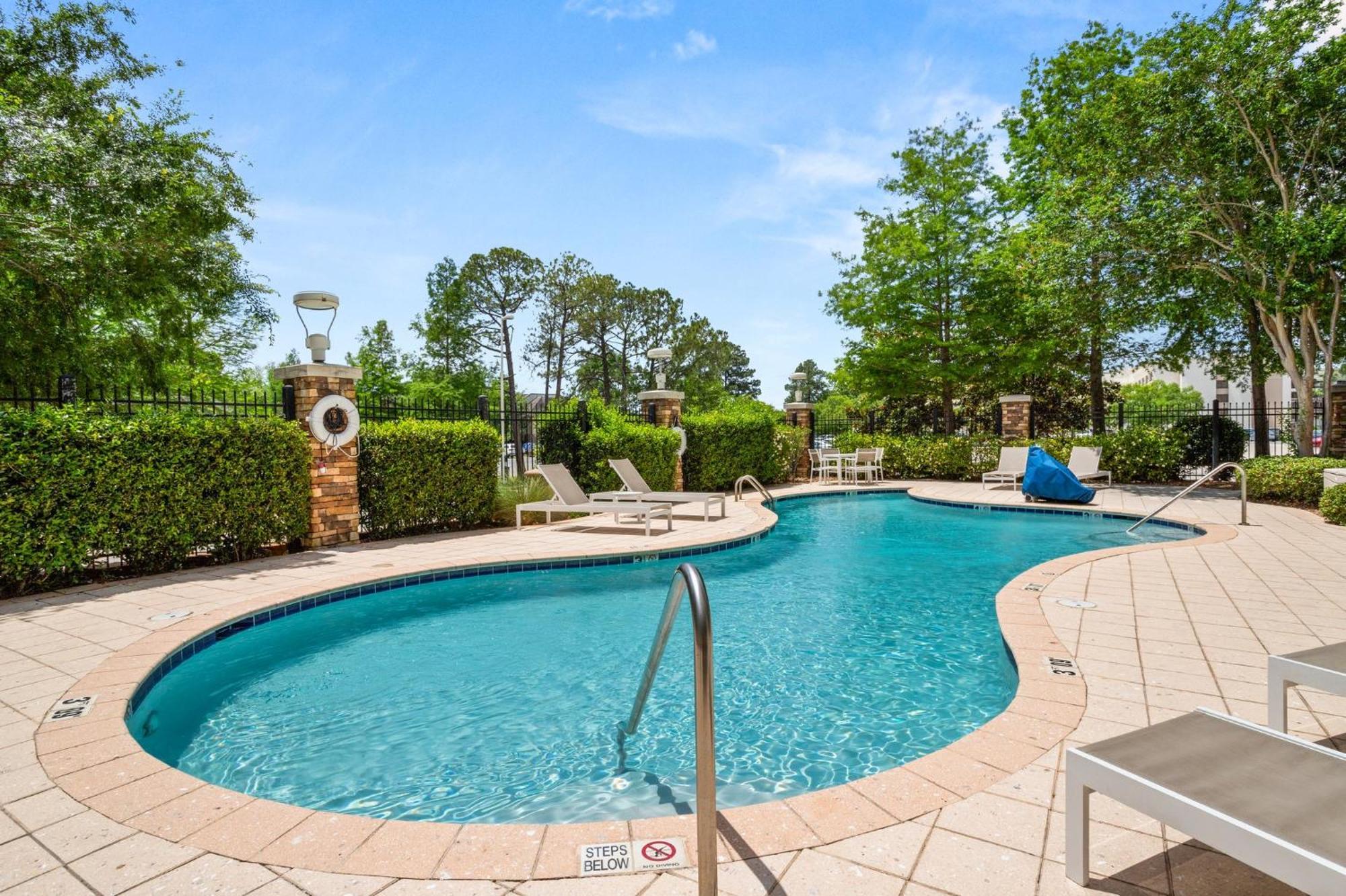 College Drive I-10 By Ihg 3* Baton Rouge