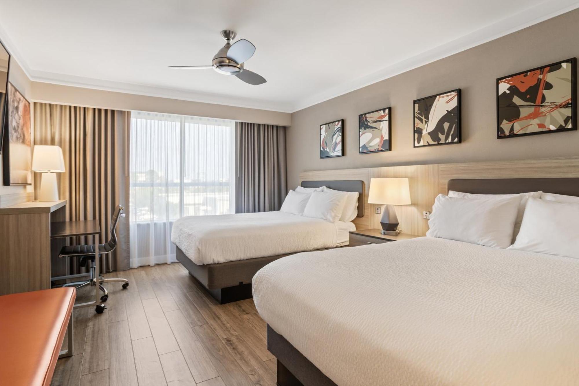 College Drive I-10 By Ihg Hotel 3*