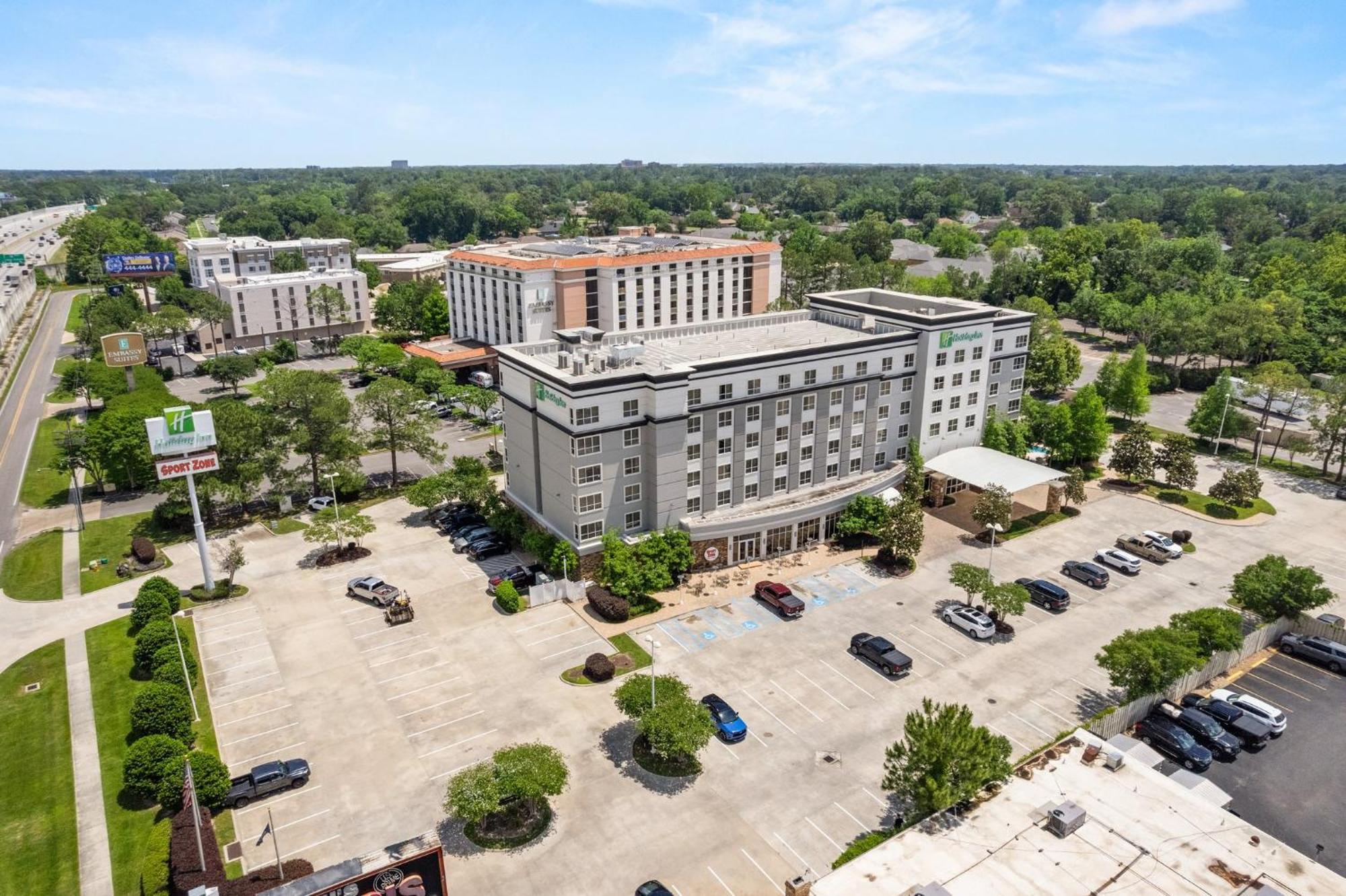 College Drive I-10 By Ihg Hotel 3*