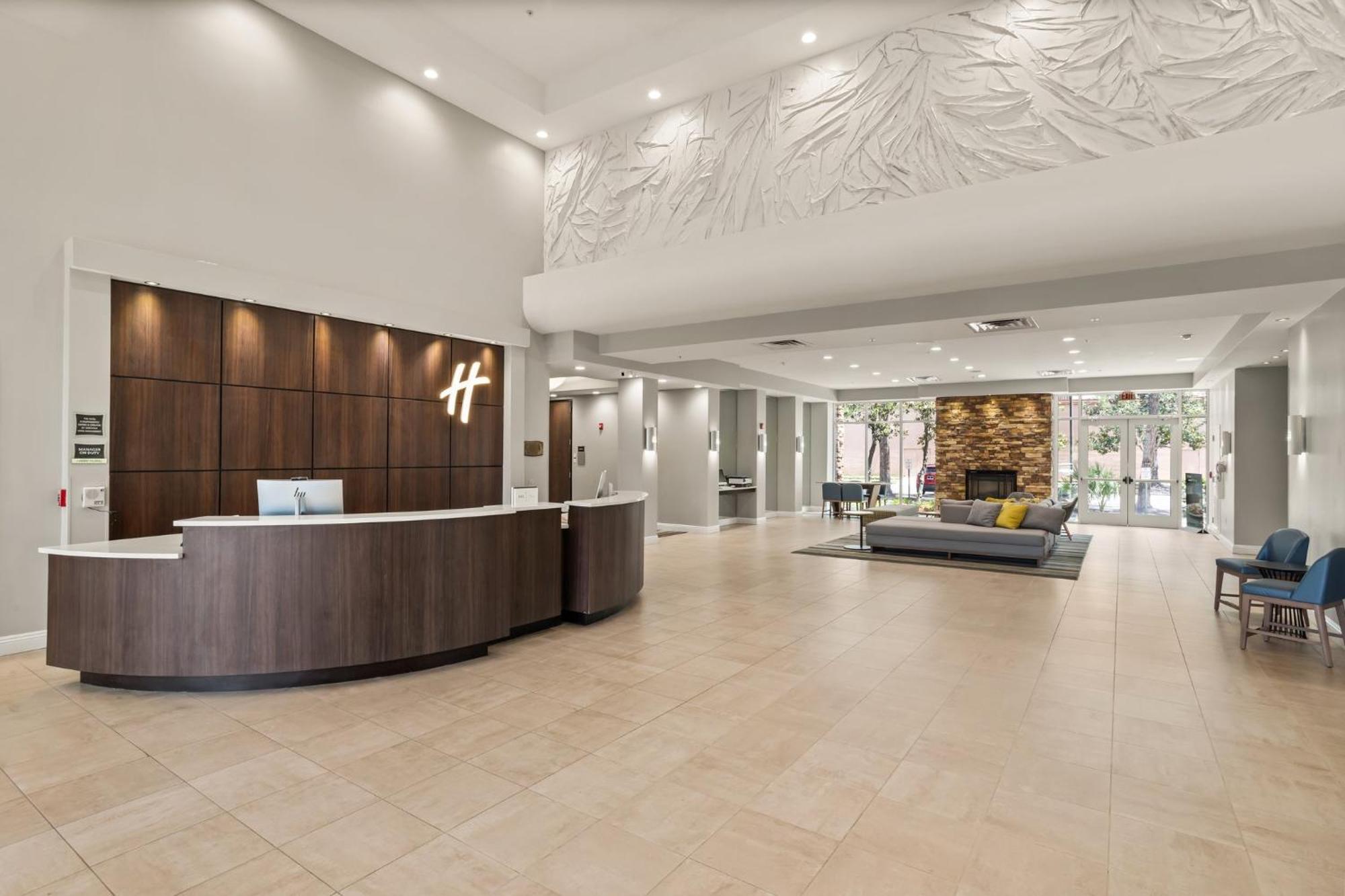 Hotel College Drive I-10 By Ihg 3*