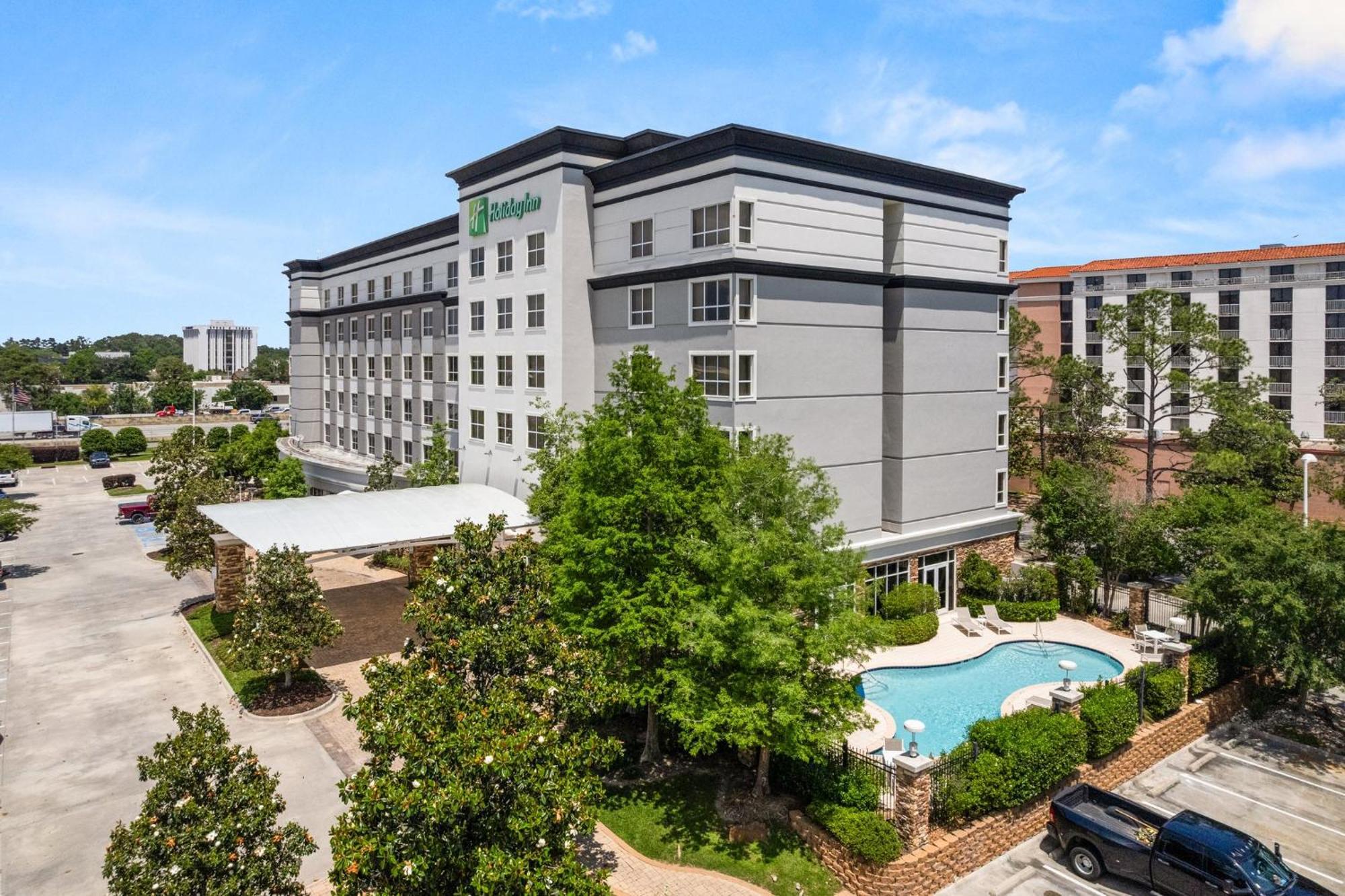 College Drive I-10 By Ihg Hotel 3*
