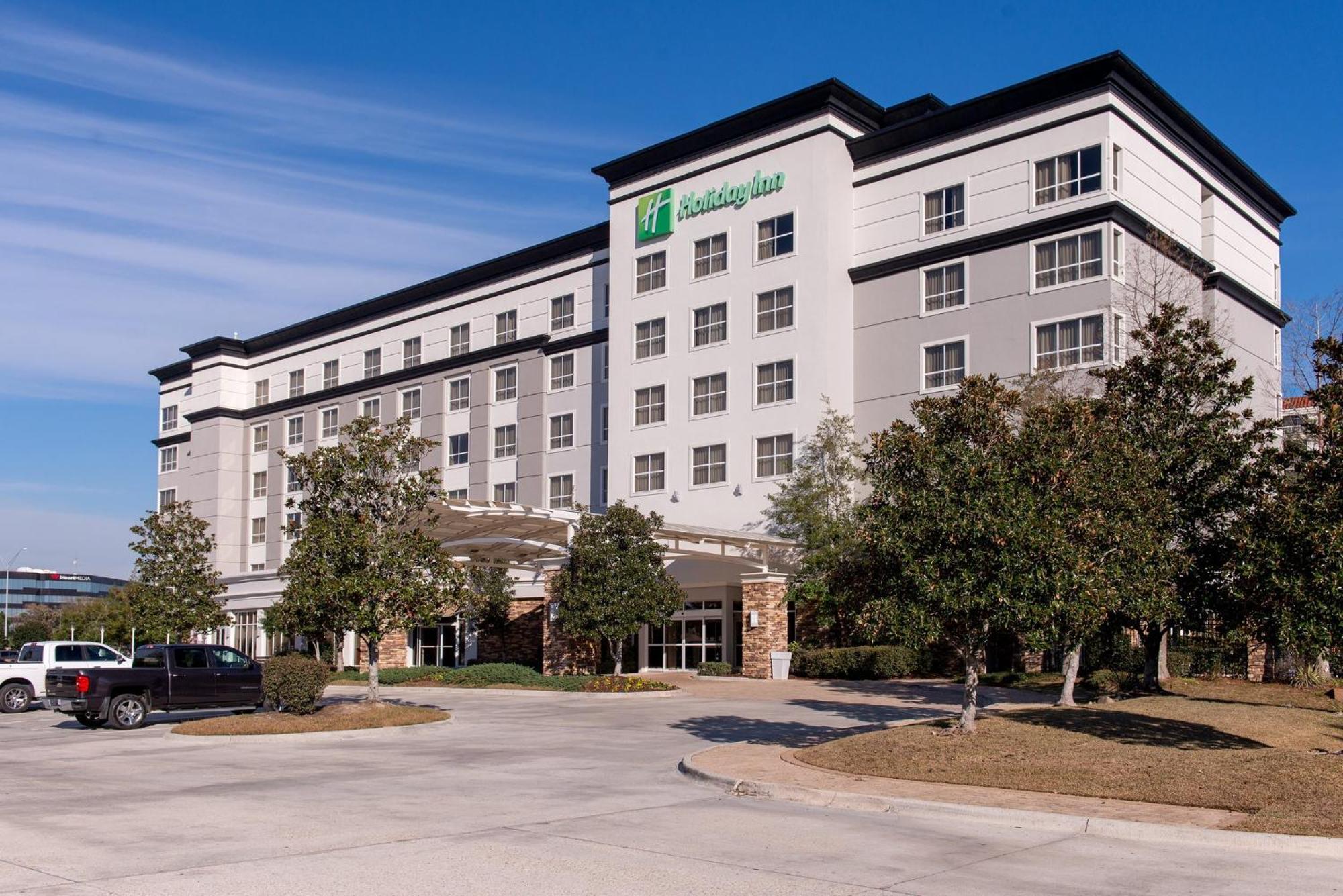 College Drive I-10 By Ihg Hotel 3*