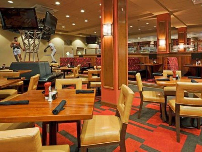 Hotel College Drive I-10 By Ihg Baton Rouge